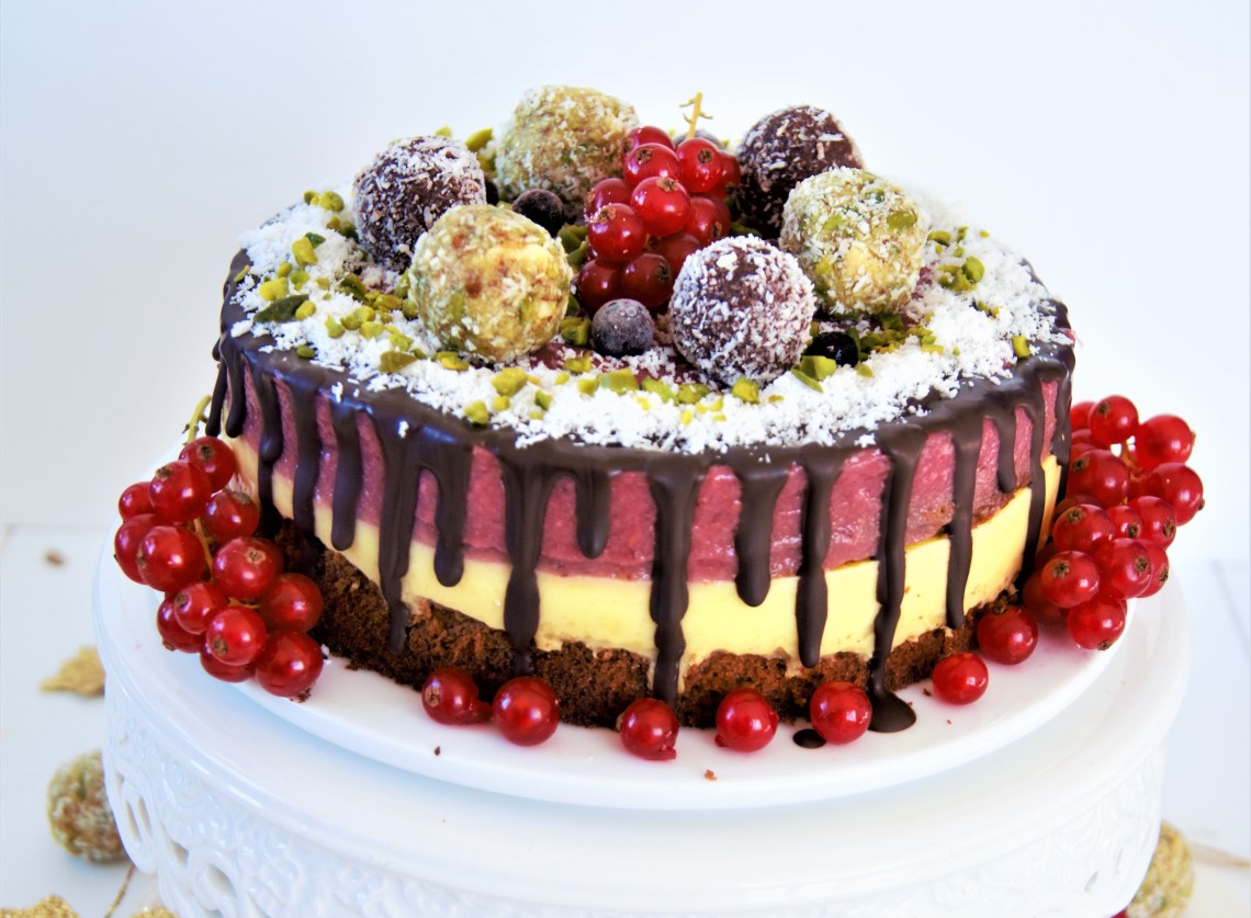 Beeren-Kurkuma-Vanilletorte (7).jpg